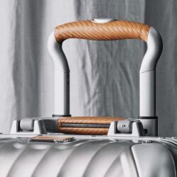 TUMI 19 DEGREE TITANIUM Walizka Kabinowa z tytanu International 56 cm - 11